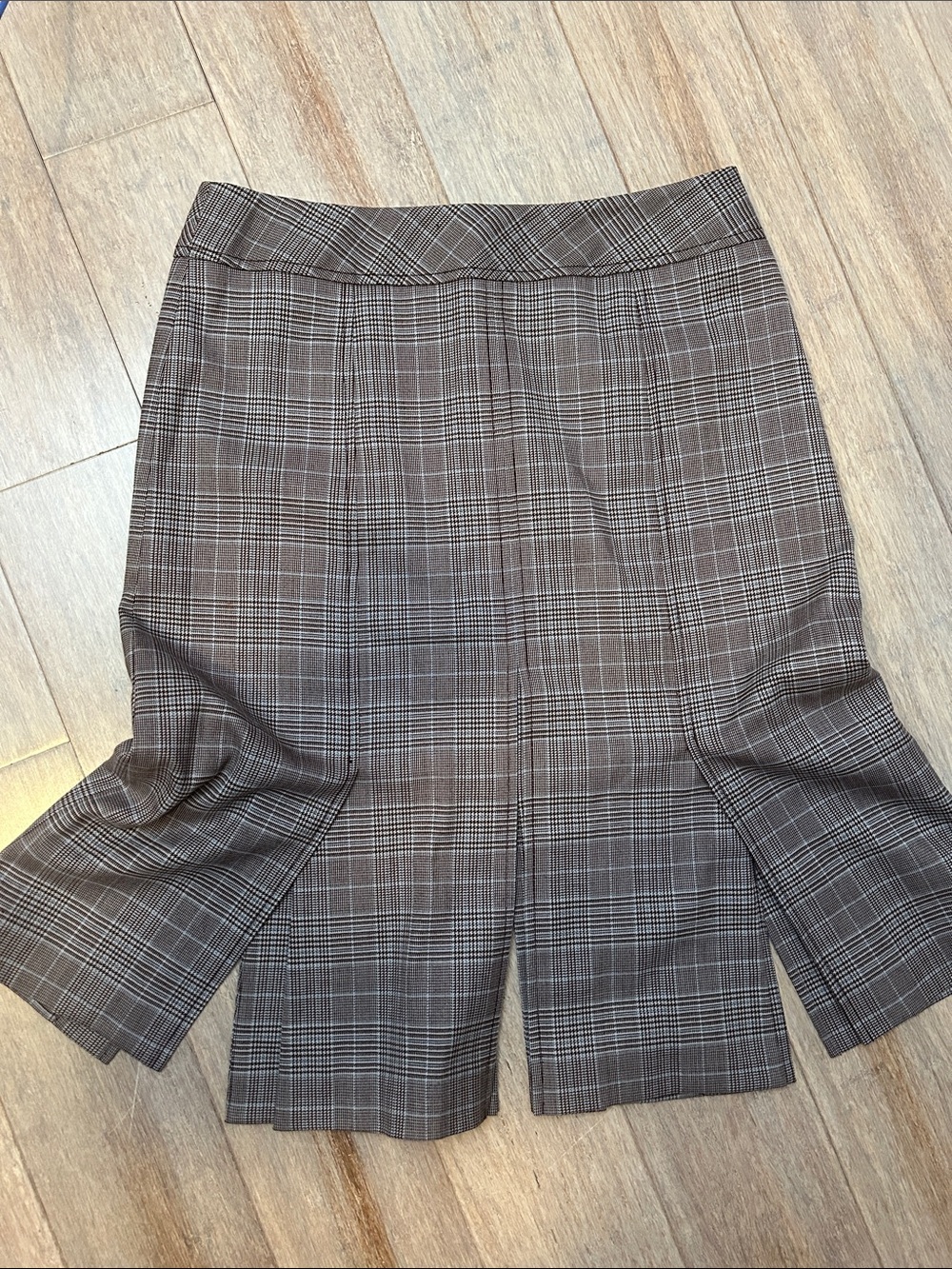 VTG Wool blend Plaid A-Line Skirt with multiple slits size L 30” size 8 to 10